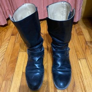 Frye boots size 9 in great shape only used a dozen times.